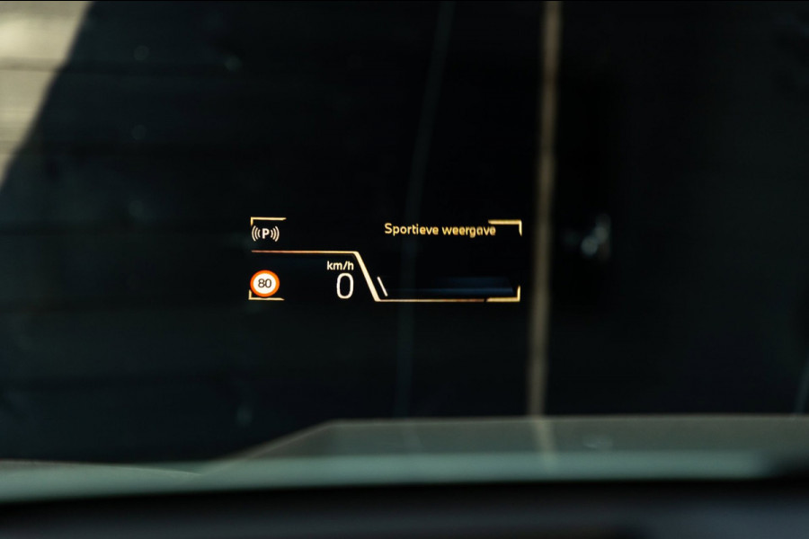 BMW iX1 XDrive30 Launch Edition 67 kWh SOH 97.5 I M-Sport - H&K I HUD I Driving assistant Pro