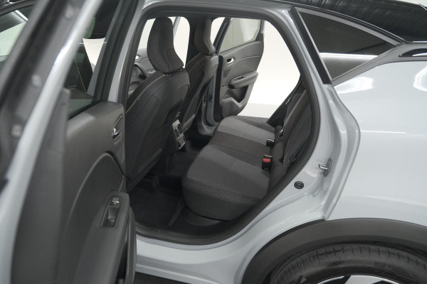 Renault Captur 1.8 E-Tech full hybrid 160 techno | Camera | Winterpakket | Adaptieve Cruise Control | Apple Carplay