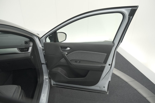 Renault Captur 1.8 E-Tech full hybrid 160 techno | Camera | Winterpakket | Adaptieve Cruise Control | Apple Carplay