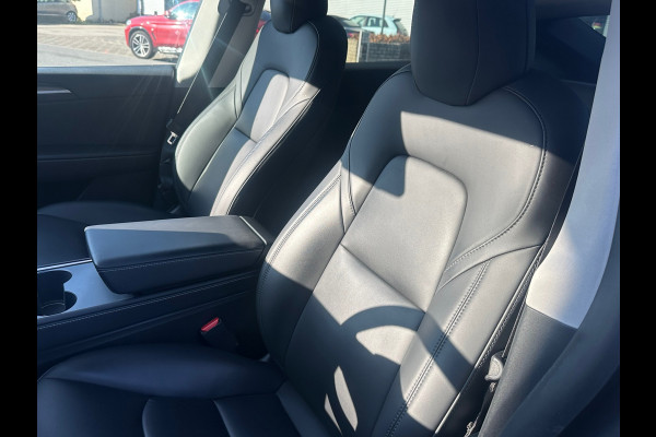 Tesla Model Y Long Range AWD 75 kWh SOH 90.4%|WARMTEPOMP