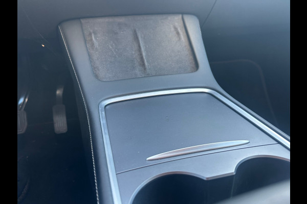 Tesla Model Y Long Range AWD 75 kWh SOH 90.4%|WARMTEPOMP