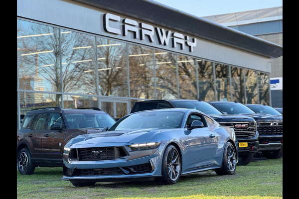 Ford Mustang Fastback 5.0 V8 Dark Horse