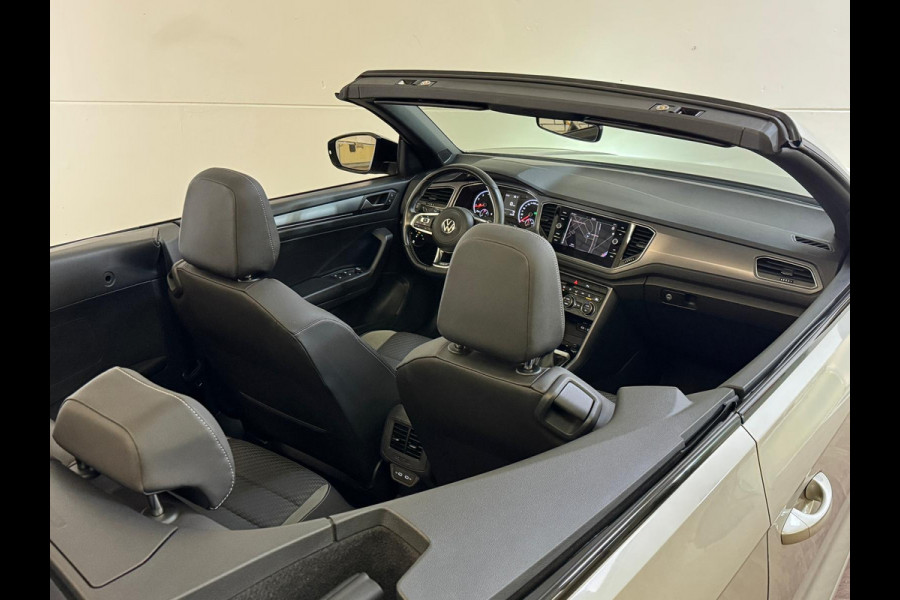 Volkswagen T-Roc Cabrio 1.5 TSI 150PK DSG R-LINE SPORT NAVI/PDC/LED/R-LINE***