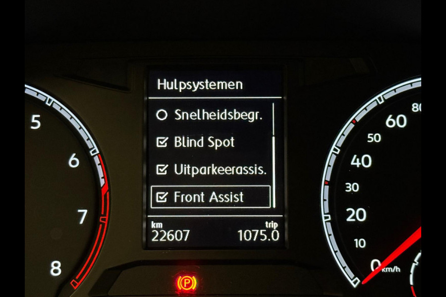 Volkswagen T-Roc Cabrio 1.5 TSI 150PK DSG R-LINE SPORT NAVI/PDC/LED/R-LINE***