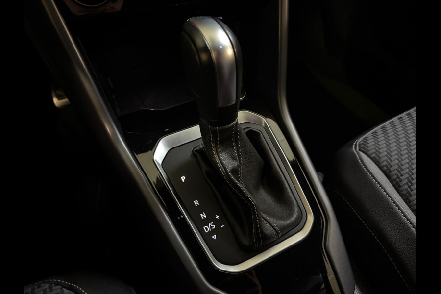 Volkswagen T-Roc Cabrio 1.5 TSI 150PK DSG R-LINE SPORT NAVI/PDC/LED/R-LINE***