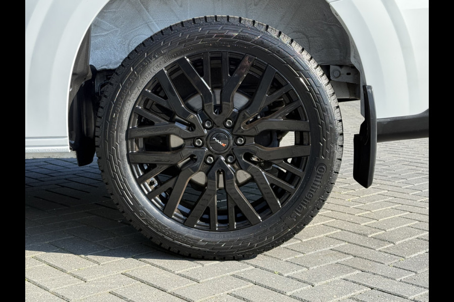 Ford Transit Custom 2.0 TDCI 136 PK TREND / L2H1 / 19" LMV / LED / 43.940 KM !! / 2.740 KG AHG / CAMERA / CRUISE / 3 ZITS / AIRCO / CARPLAY