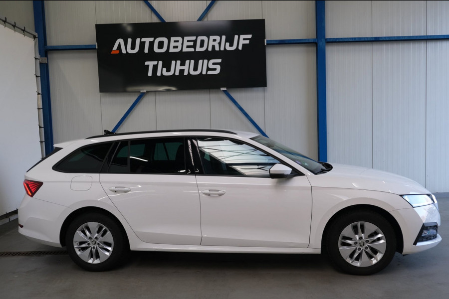 Škoda Octavia Combi 1.0 e-TSI Business Edition - N.A.P. Airco, Cruise, Carplay, Virtual Cockpit, PDC, Trekhaak.