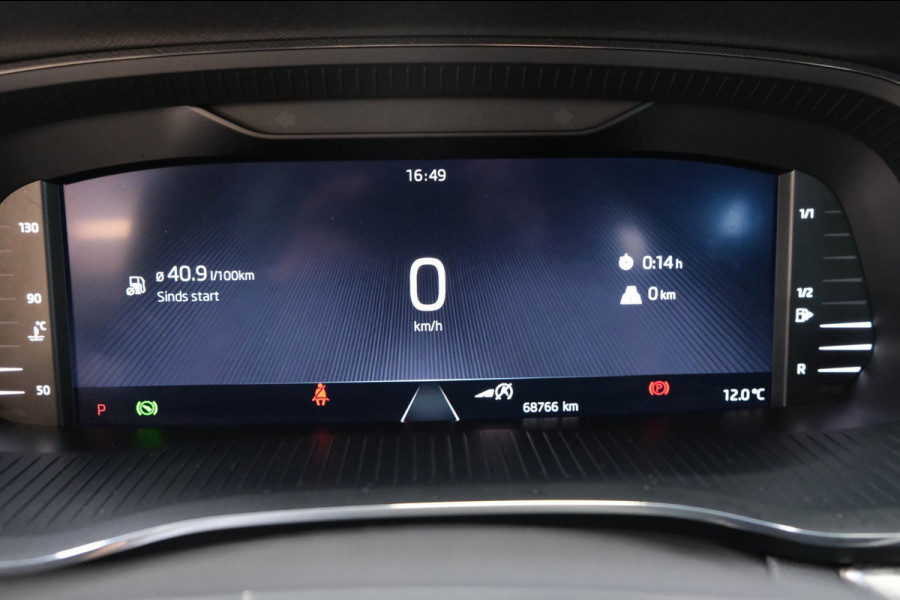 Škoda Octavia Combi 1.0 e-TSI Business Edition - N.A.P. Airco, Cruise, Carplay, Virtual Cockpit, PDC, Trekhaak.