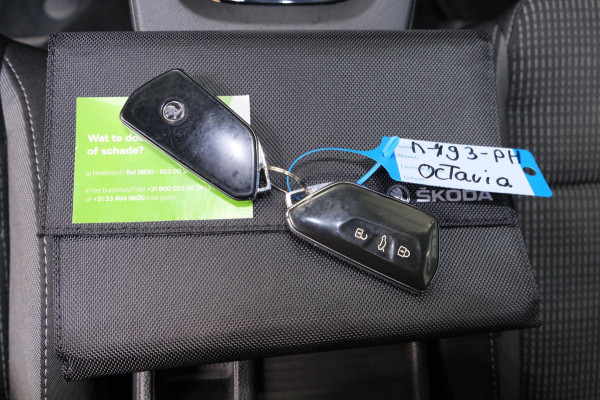 Škoda Octavia Combi 1.0 e-TSI Business Edition - N.A.P. Airco, Cruise, Carplay, Virtual Cockpit, PDC, Trekhaak.