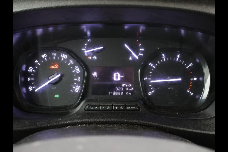 Toyota ProAce Worker 2.0 D-4D LONG NAVIGATOR 3-ZITS + APPLE CARPLAY | CRUISE | NAVIGATIE | PDC