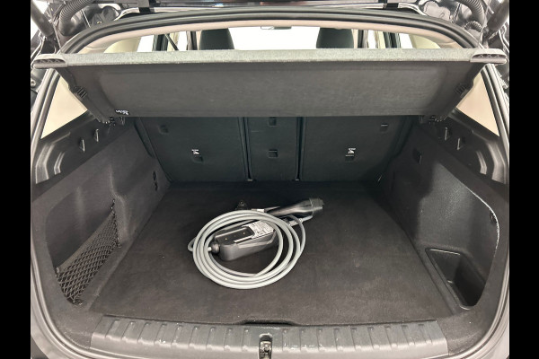 BMW X1 XDrive30e PHEV Widescreen Carplay Navigatie Camera Cruise Climate