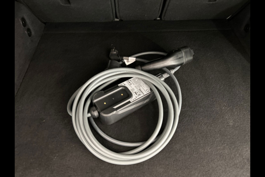 BMW X1 XDrive30e PHEV Widescreen Carplay Navigatie Camera Cruise Climate