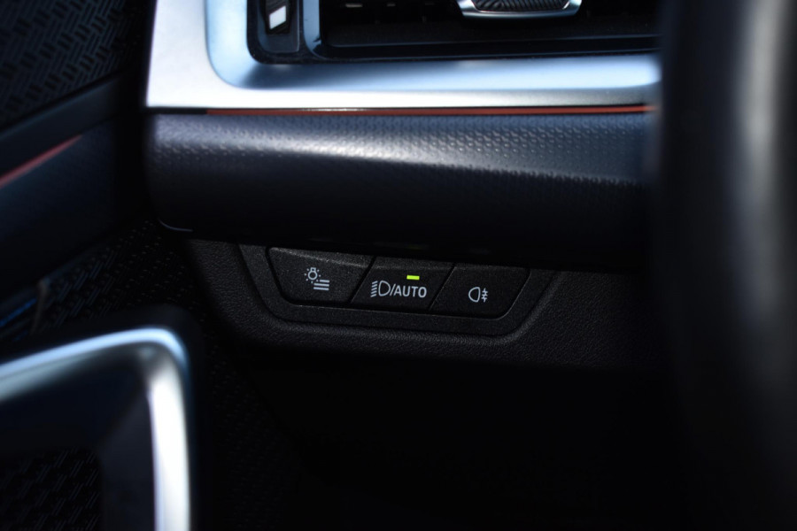 BMW X1 xDrive30e Plugin Hybrid 326PK Aut. M-Sport | Panodak | Head-Up | 360 Camera | Navi | Incl. garantie