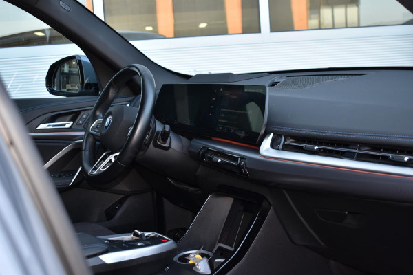 BMW X1 xDrive30e Plugin Hybrid 326PK Aut. M-Sport | Panodak | Head-Up | 360 Camera | Navi | Incl. garantie