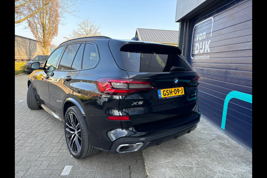 BMW X5 xDrive45e M-Sport PHEV Harman Kardon M-Pakket Panoramadak 22 inch velgen Surroud view