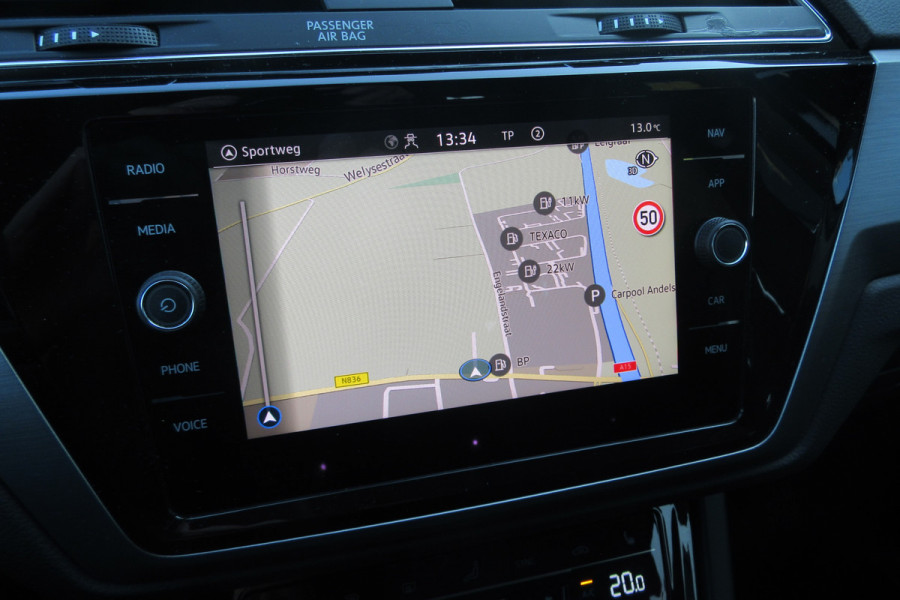 Volkswagen Touran 1.5 TSI Highline Business Automaat, Navi, Camera, El. Trekhaak