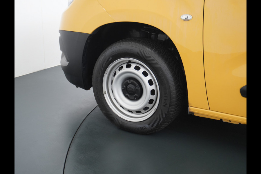 Opel Combo 1.5CDTI EURO 6 3-Persoons Airco Cruise Control Bluetooth Elektr.ramen Elektr.spiegels+Verwarmd Centr.Vergr+ab. L1H1 Edition Schuifdeur Betonplex vloer Lat om Lat betimmering Origineel Nederlandse Auto