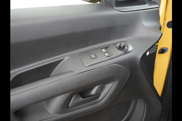 Opel Combo 1.5CDTI EURO 6 3-Persoons Airco Cruise Control Bluetooth Elektr.ramen Elektr.spiegels+Verwarmd Centr.Vergr+ab. L1H1 Edition Schuifdeur Betonplex vloer Lat om Lat betimmering Origineel Nederlandse Auto