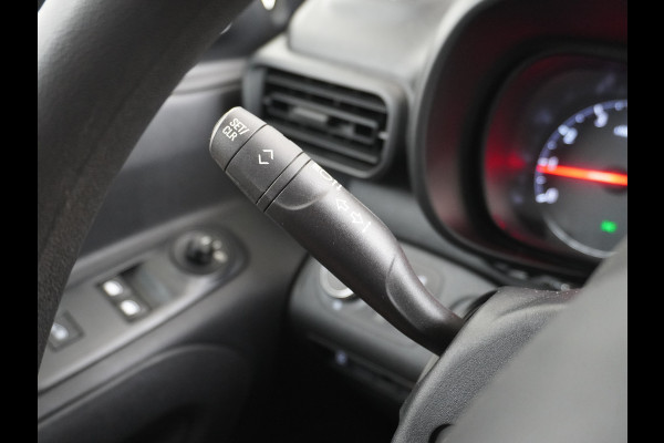 Opel Combo 1.5CDTI EURO 6 3-Persoons Airco Cruise Control Bluetooth Elektr.ramen Elektr.spiegels+Verwarmd Centr.Vergr+ab. L1H1 Edition Schuifdeur Betonplex vloer Lat om Lat betimmering Origineel Nederlandse Auto