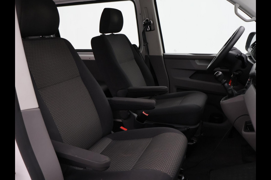 Volkswagen Transporter T6.1 2.0 TDI DUBBEL CABINE L2H1 + COMFORTSTOELEN | TREKHAAK | APPLE CARPLAY | CRUISE CONTROL
