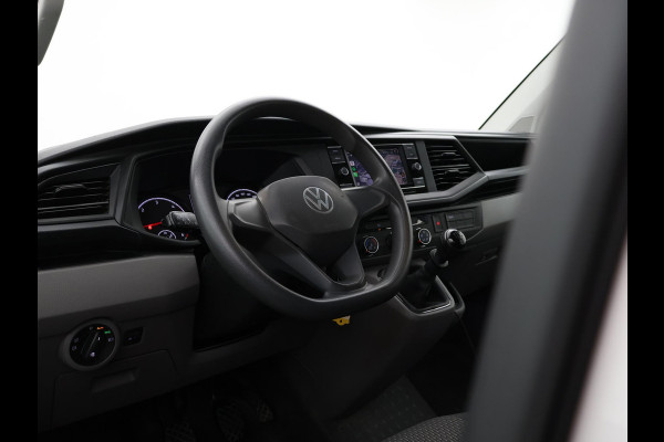 Volkswagen Transporter T6.1 2.0 TDI DUBBEL CABINE L2H1 + COMFORTSTOELEN | TREKHAAK | APPLE CARPLAY | CRUISE CONTROL