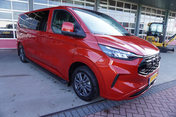 Ford Transit Custom 320L 2.0 TDCI 136pk L2H1 Limited Nr. V153 | Airco | Adap.cruise | Navi | Glaslookpanelen | Spoilers