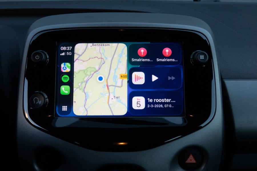 Toyota Aygo 1.0 VVT-i x-play | CAMERA | APPLE CARPLAY / ANDROID AUTO | ELEKTRISCHE RAMEN