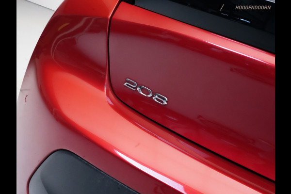 Peugeot 208 1.2 PureTech Active Pack Sport 100pk (APPLE CARPLAY,PARKEERSENSOREN,LM-VELGEN,LED,SPORTSTOELEN,CLIMATE,NIEUWE APK)