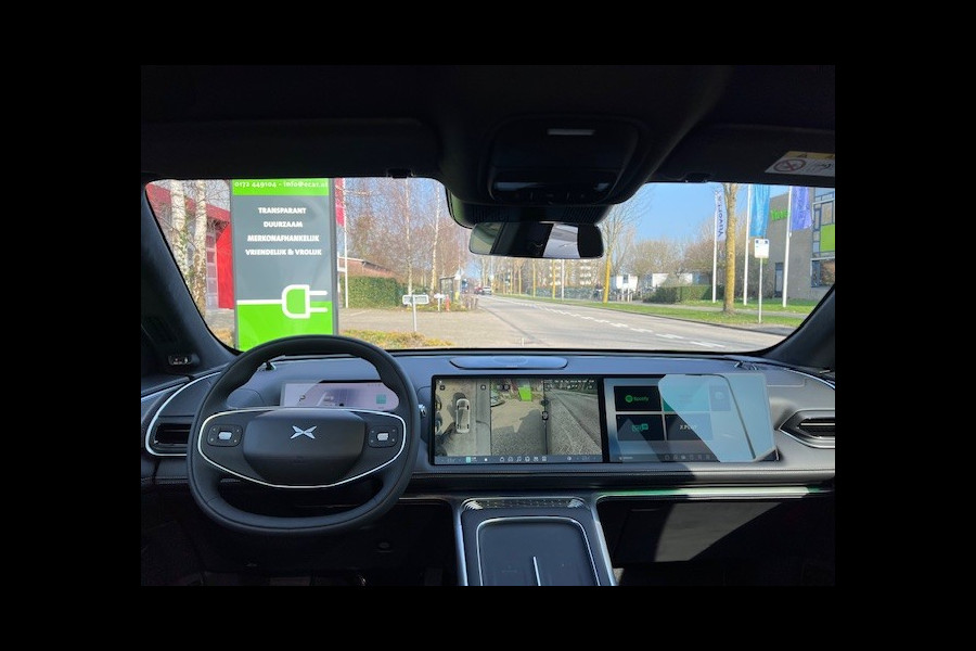 XPeng G9 RWD Long Range 94.6 kWh Trekhaak, 21 inch velgen, Stoelventilatie, Panoramadak, Trekhaak