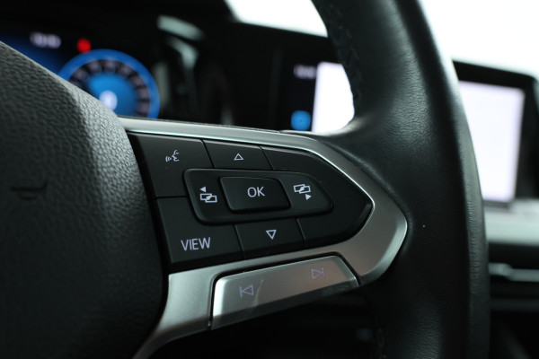 Volkswagen Golf 2.0 TDI Life Business Automaat, Navigatie,