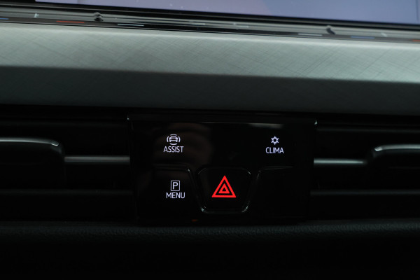 Volkswagen Golf 2.0 TDI Life Business Automaat, Navigatie,