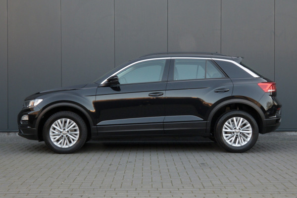 Volkswagen T-Roc 1.0 TSI | PARKEERSENSOREN | APPLE CARPLAY / ANDROID AUTO | NAVIGATIE
