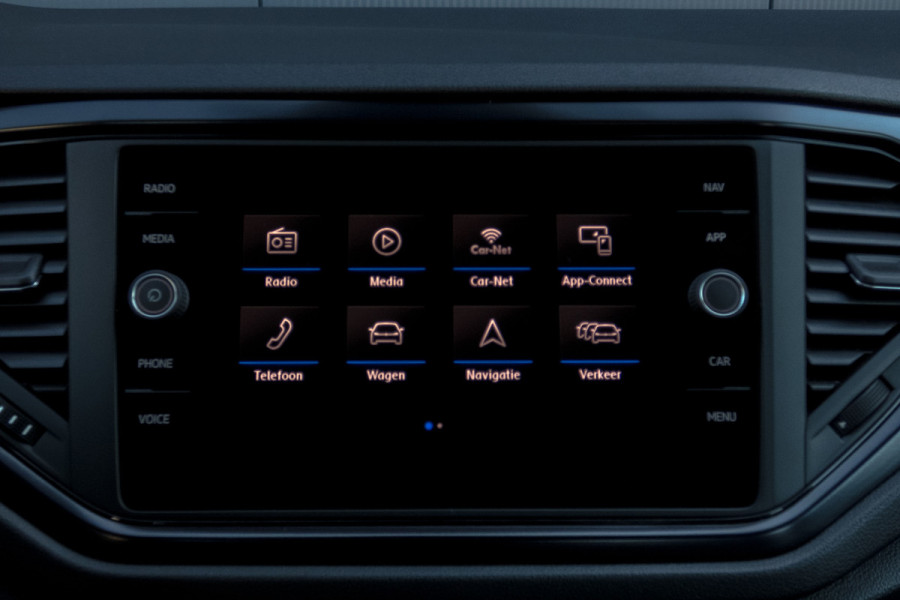 Volkswagen T-Roc 1.0 TSI | PARKEERSENSOREN | APPLE CARPLAY / ANDROID AUTO | NAVIGATIE