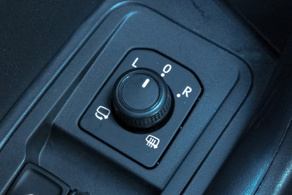 Volkswagen T-Roc 1.0 TSI | PARKEERSENSOREN | APPLE CARPLAY / ANDROID AUTO | NAVIGATIE