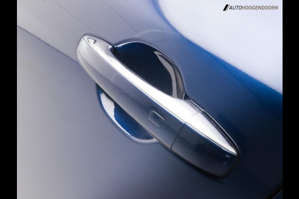 Renault Mégane Estate 1.6 E-Tech Plug-In Hybrid 160 R.S. Line (APPLE CARPLAY,LED,KEYLESS,PARKEERSENSOREN,SPORTSTOELEN,LM-VELGEN)