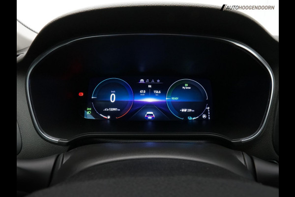 Renault Mégane Estate 1.6 E-Tech Plug-In Hybrid 160 R.S. Line (APPLE CARPLAY,LED,KEYLESS,PARKEERSENSOREN,SPORTSTOELEN,LM-VELGEN)