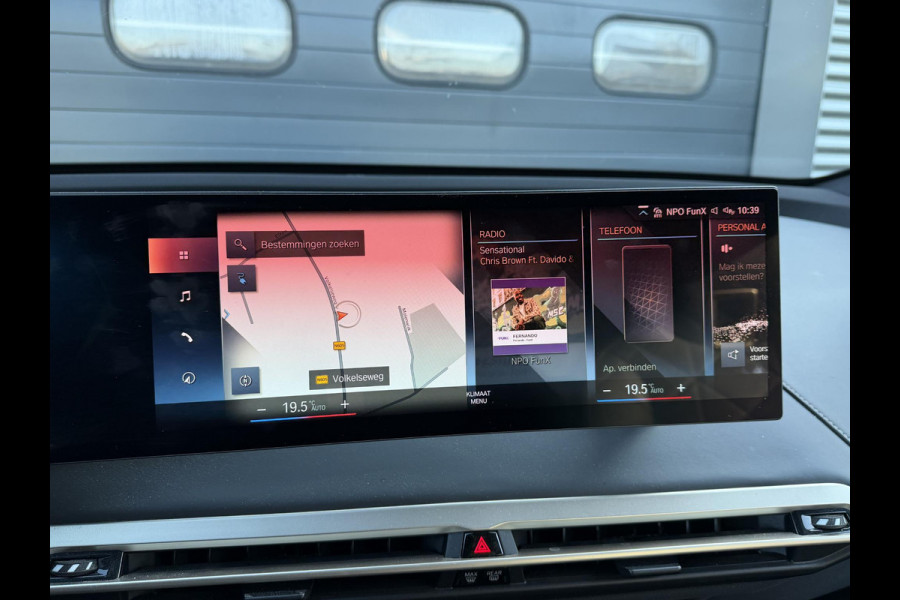 BMW iX xDrive50 High Executive 112 kWh SOH 92% | Sky Lounge | 360* Camera | Massage | Stoelventilatie/Verwarming | Elektrische Trekhaak |