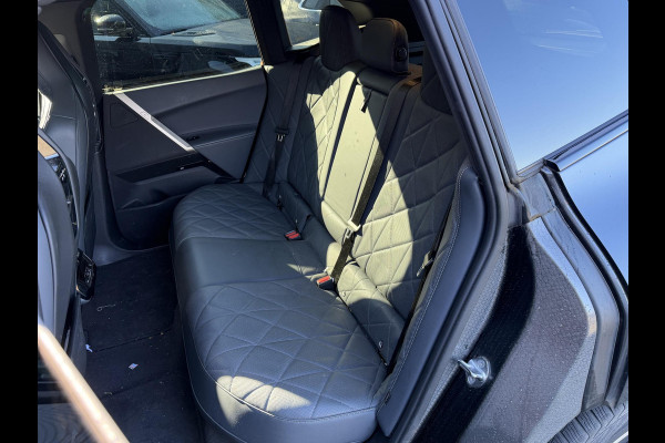 BMW iX xDrive50 High Executive 112 kWh SOH 92% | Sky Lounge | 360* Camera | Massage | Stoelventilatie/Verwarming | Elektrische Trekhaak |