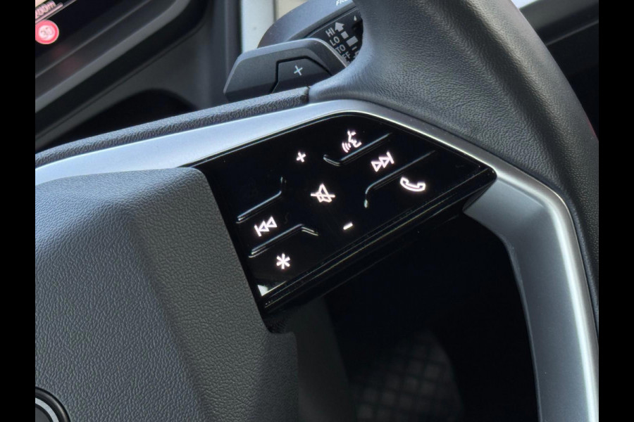Audi Q4 e-tron 45 Advanced edition 82 kWh, achteruitrijcamera, stoelverwarming, sfeerverlichting, 1 e eigenaar, NL auto met nap