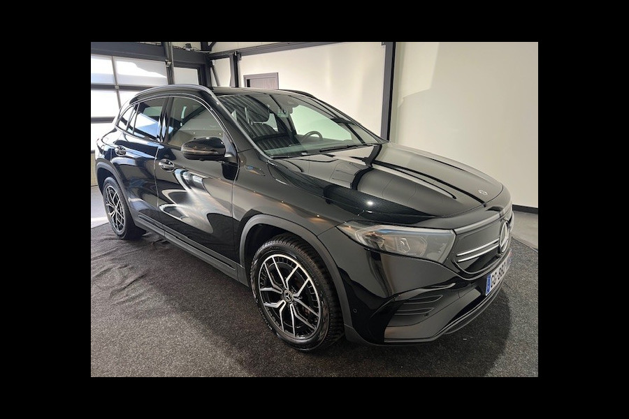 Mercedes-Benz EQA 250 AMG Line 67 kWh | Panorama schuif/kanteldak | Stoelverwarming | Camera 360 | Nachtpakket | Actieve Parkeerhulp