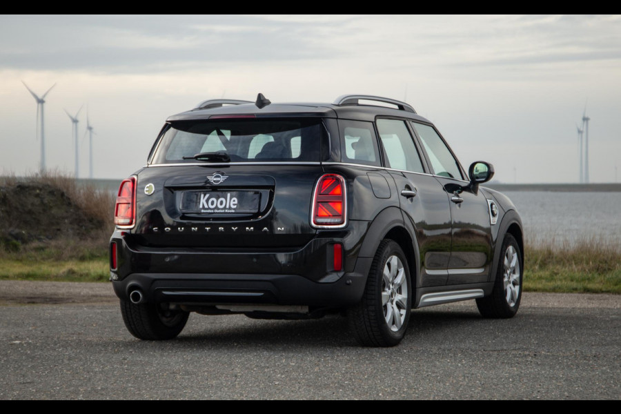 MINI Countryman 1.5 Cooper S E ALL4 Essential CAMERA / NAVI / CARPLAY / AIRCO / ZWART / STOELVERWARMING