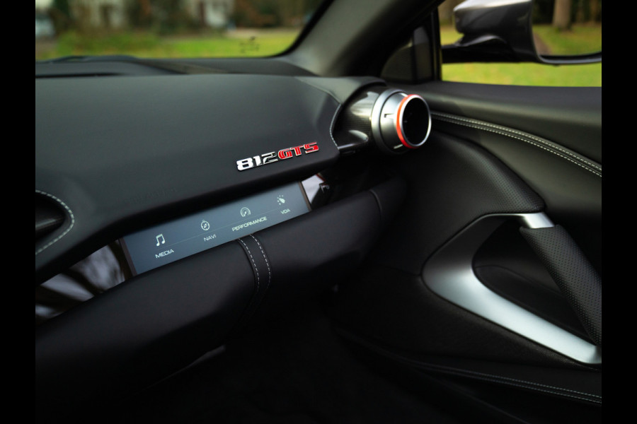 Ferrari 812 GTS 6.5 V12 HELE | Carbon | Pass. Display | Lift | JBL | Surround view