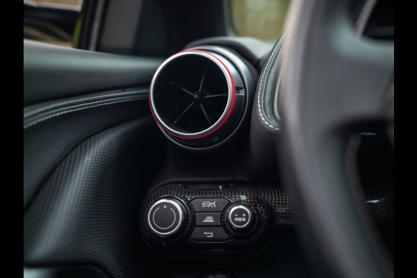 Ferrari 812 GTS 6.5 V12 HELE | Carbon | Pass. Display | Lift | JBL | Surround view