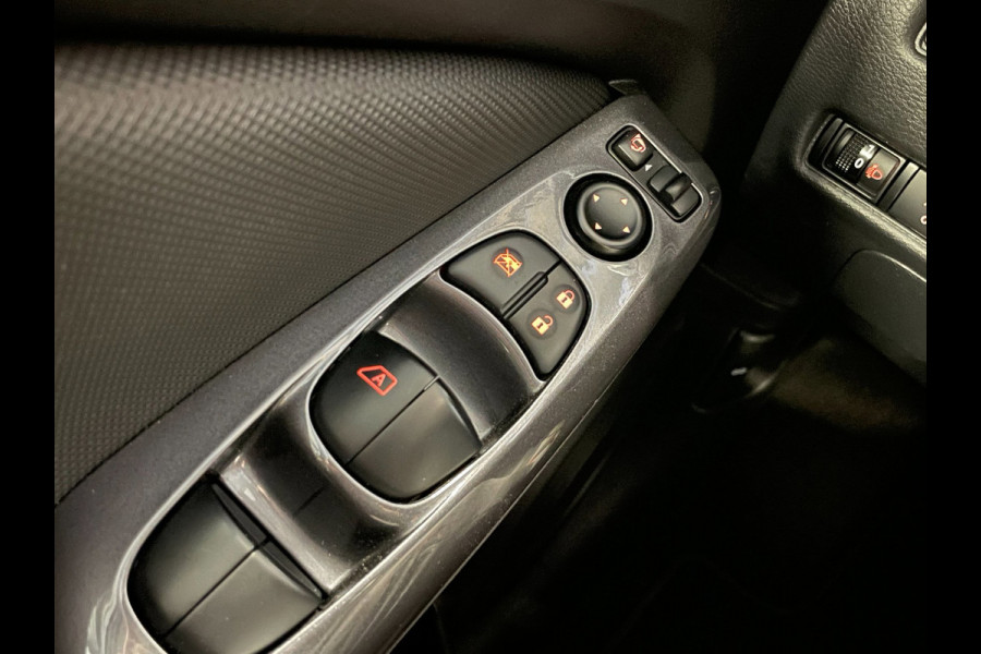 Nissan Juke 1.0 DIG-T Acenta|AUTOMAAT|BLACK/WHITE EDITION|STOELVERWARMING|APPLE CARPLAY|CAMERA|CLIMATE,CRUISE CONTROL|LANE|PDC-A|