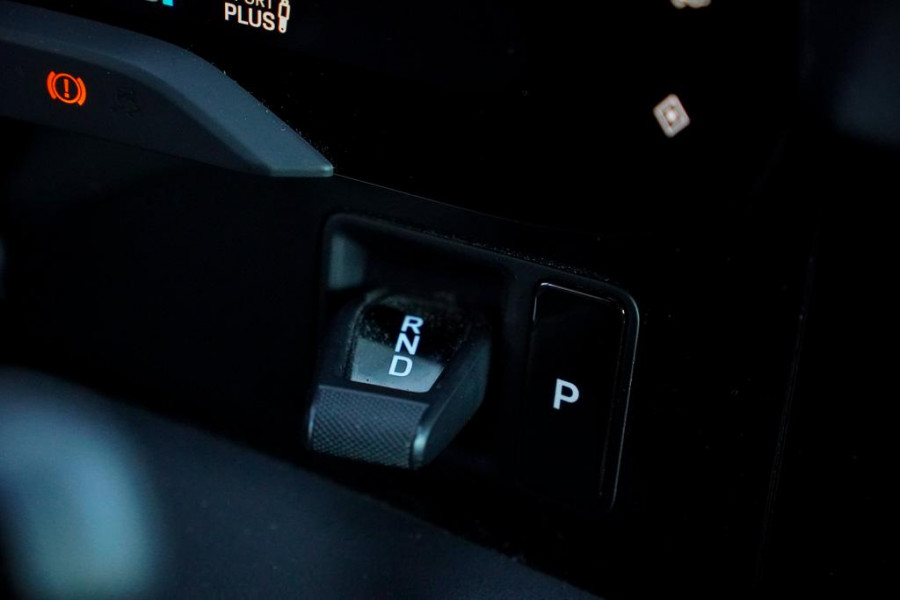 Porsche Taycan Performance 84 kWh / Pano / Warmtepomp / Bose / Luchtvering / 21''