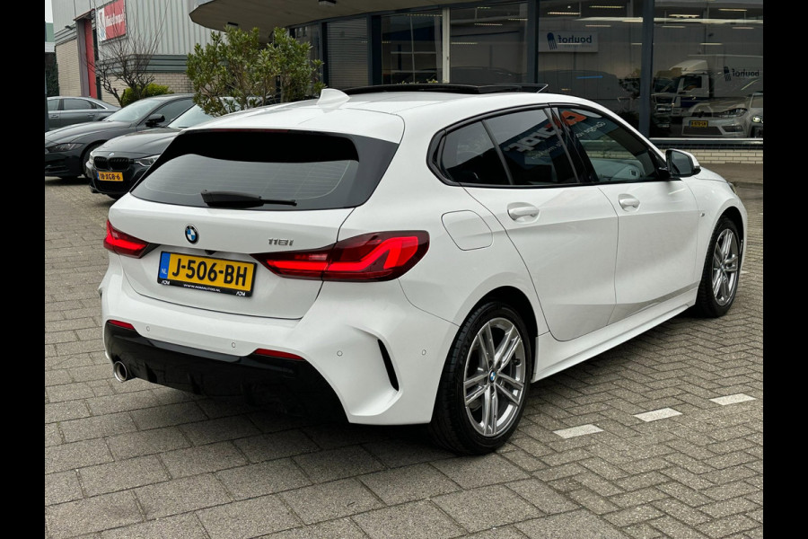 BMW 1-serie 118i High Executive Edition M-PAKKET l PANO l