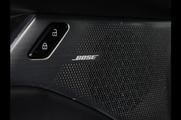 Mazda 3 2.0 e-SkyActiv-X M Hybrid 186 Black Luxury | Navigatie | Stoelverwarming | Camera |