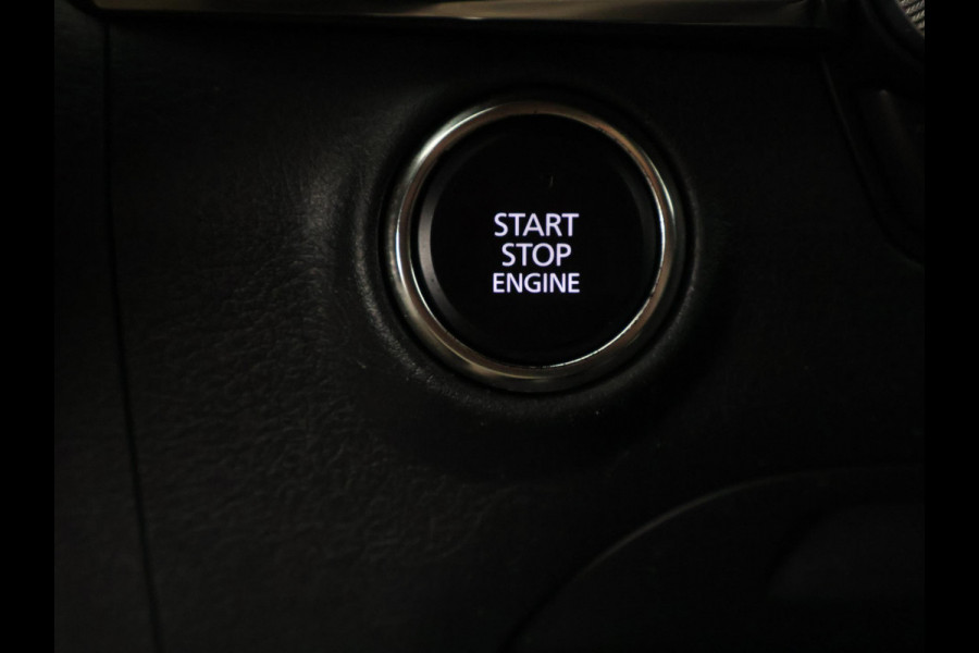 Mazda 3 2.0 e-SkyActiv-X M Hybrid 186 Black Luxury | Navigatie | Stoelverwarming | Camera |