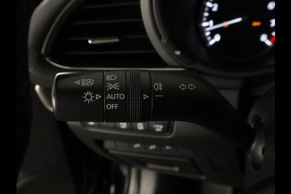 Mazda 3 2.0 e-SkyActiv-X M Hybrid 186 Black Luxury | Navigatie | Stoelverwarming | Camera |