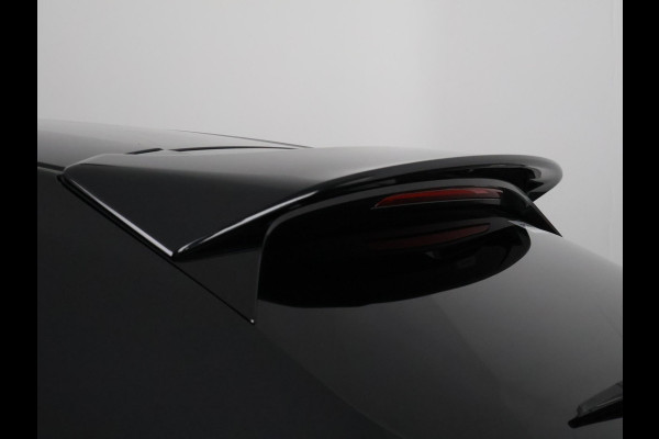 Mazda 3 2.0 e-SkyActiv-X M Hybrid 186 Black Luxury | Navigatie | Stoelverwarming | Camera |